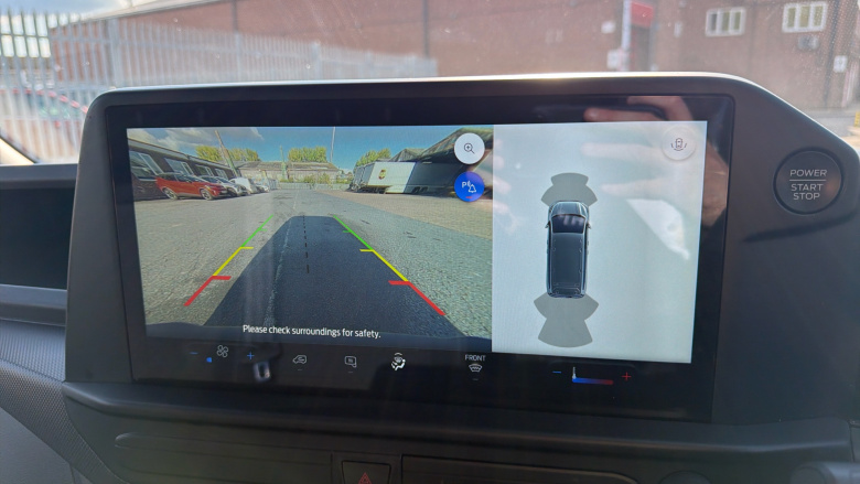 Ford Transit Custom 300 L2 Diesel Fwd 2.0 EcoBlue 110ps H1 Van Leader